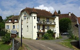 Chambres au Logis des Acacias