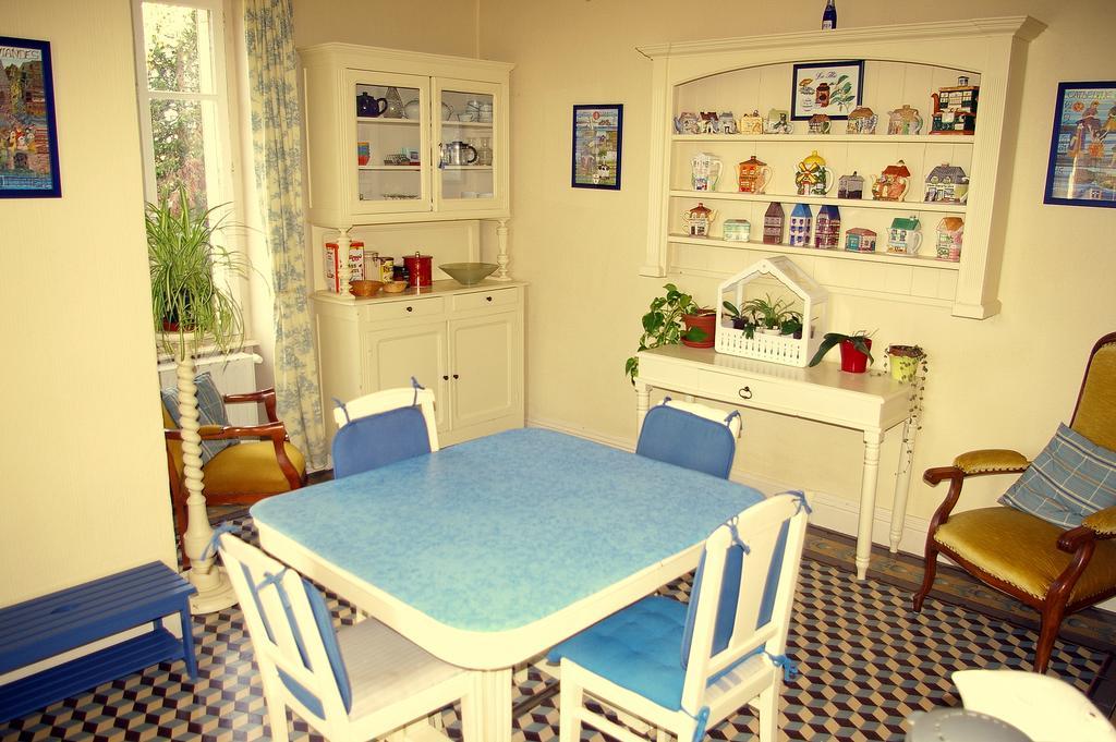 Chambres au Logis des Acacias Le Puley Extérieur photo